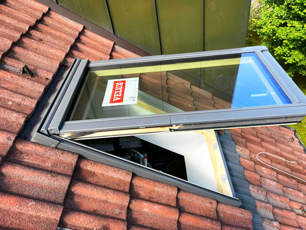 Fenster Einbau auf Dachschräge